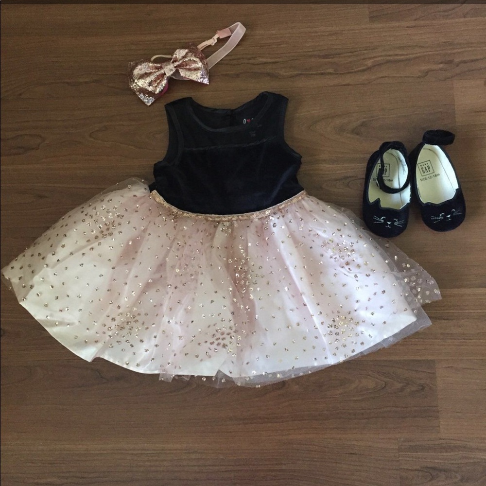 Baby girl 12m dress